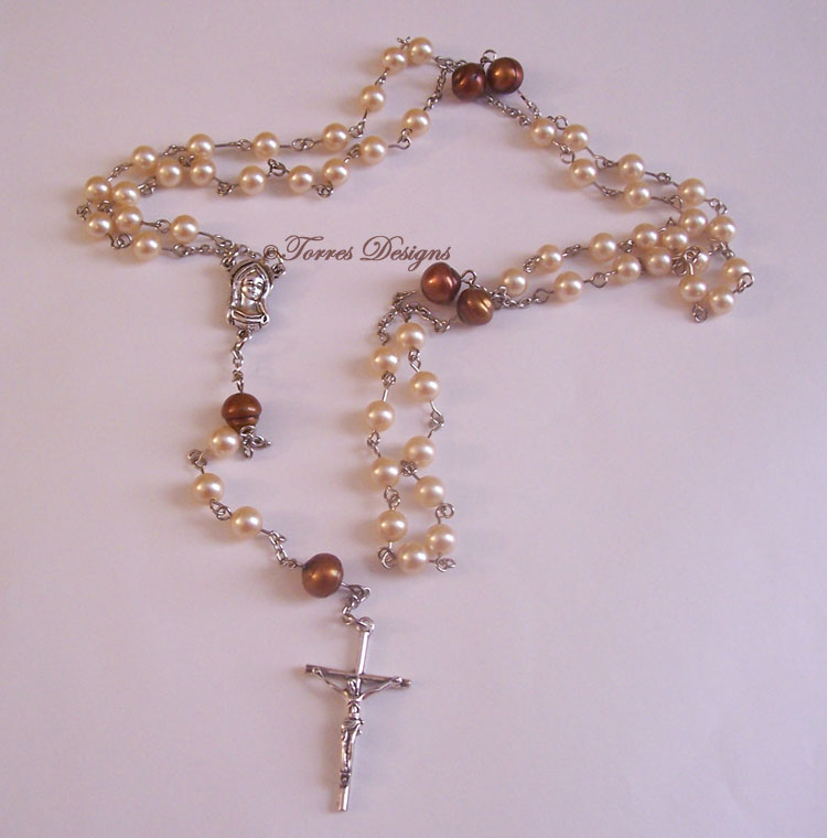 Vintage Pearl and Topaz color Lampwork Glass Beads Rosary